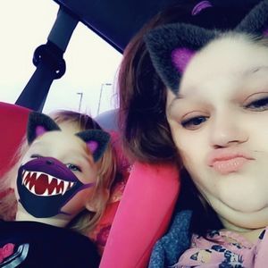 Meet your Posher, Carrie